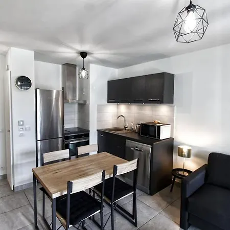 3* Standing Au Bord Du D'annecy